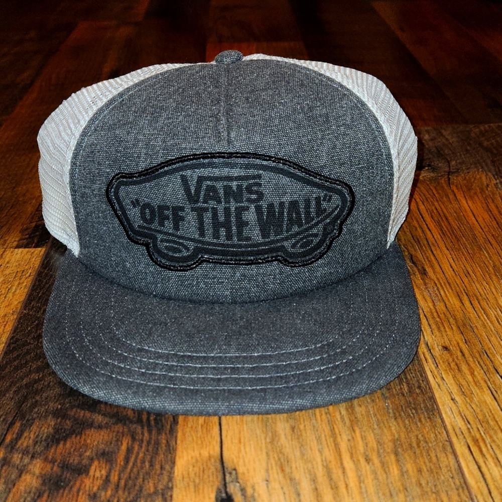 Vans snap back hat